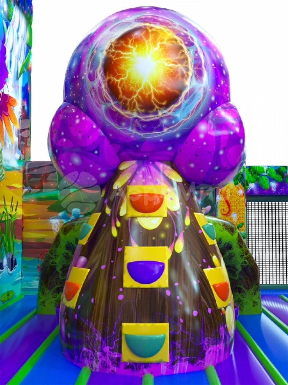 Большая фантазия — надувной батут площадью 110 м²