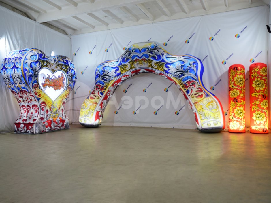 Надувной столб Масленичный с подсветкой