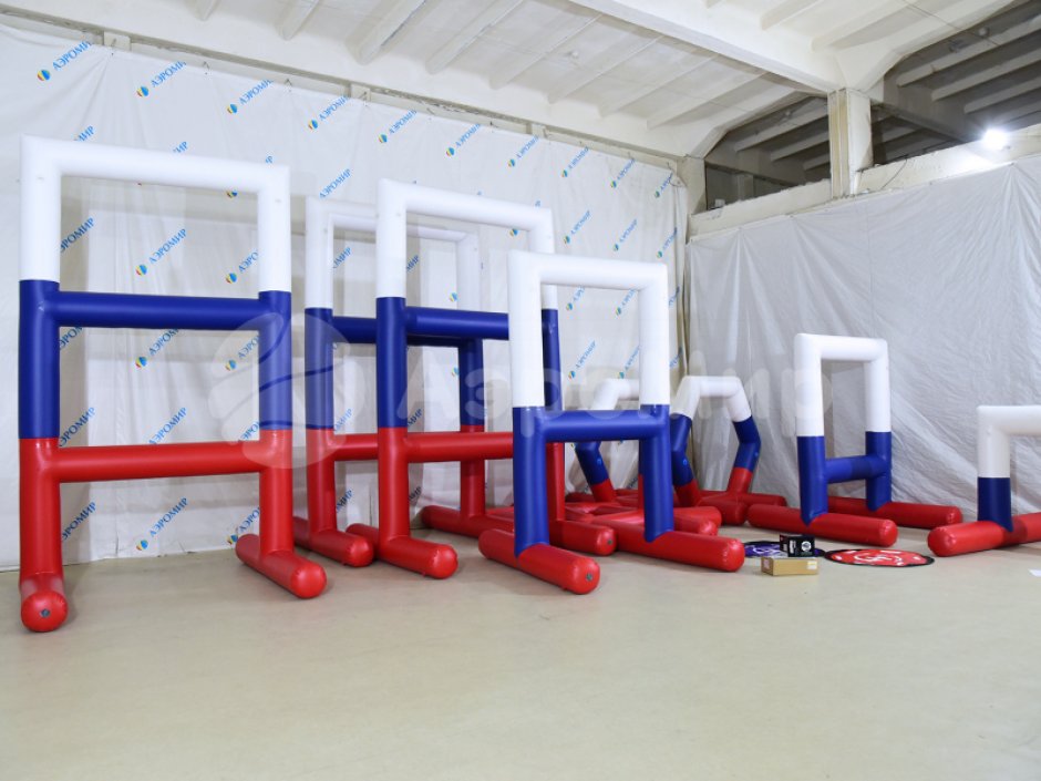 Лестница — элемент гоночной трассы для дронов