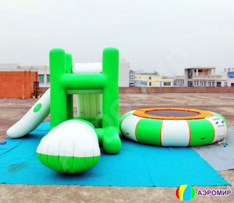 Надувная водная горка с вышкой и блобом