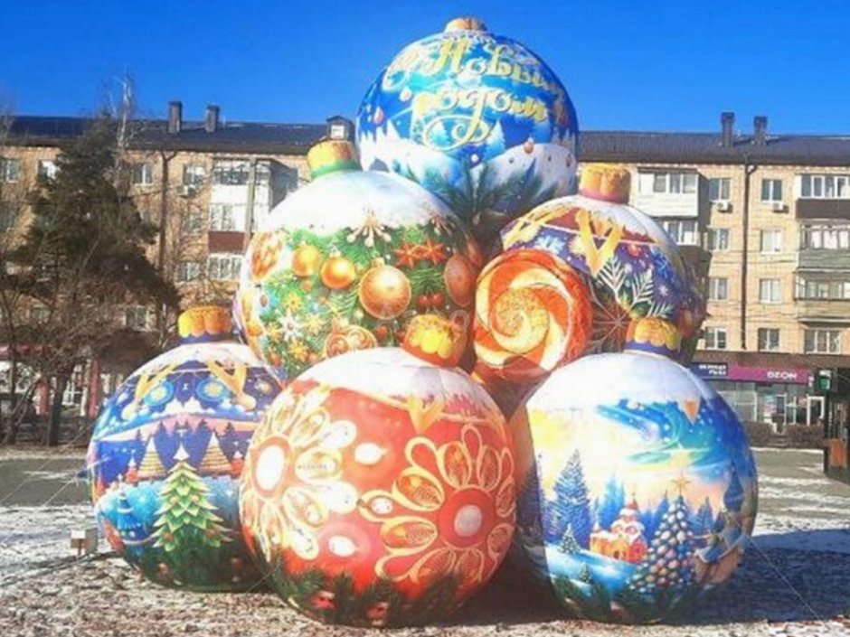 Новогодняя фигура Шары и леденцы