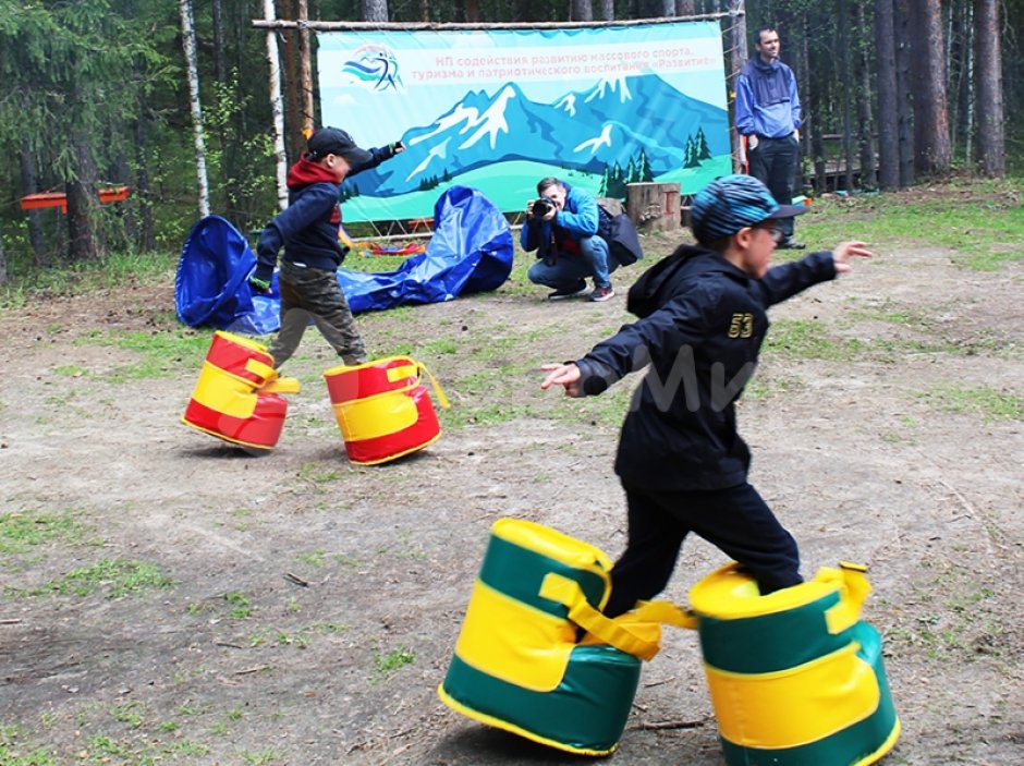 Гигантские ботинки — для эстафет, конкурсов и веселых забегов