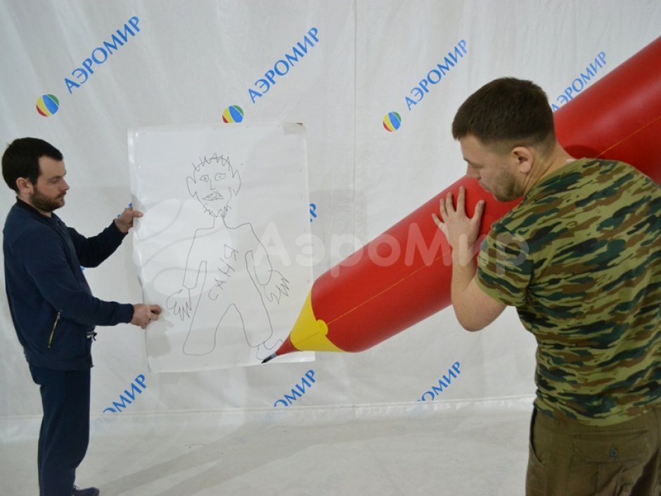 Командный игровой реквизит Гигантский надувной карандаш — мегакарандаш