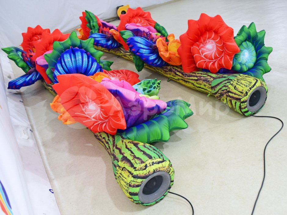 Фэнтези — яркая надувная гирлянда