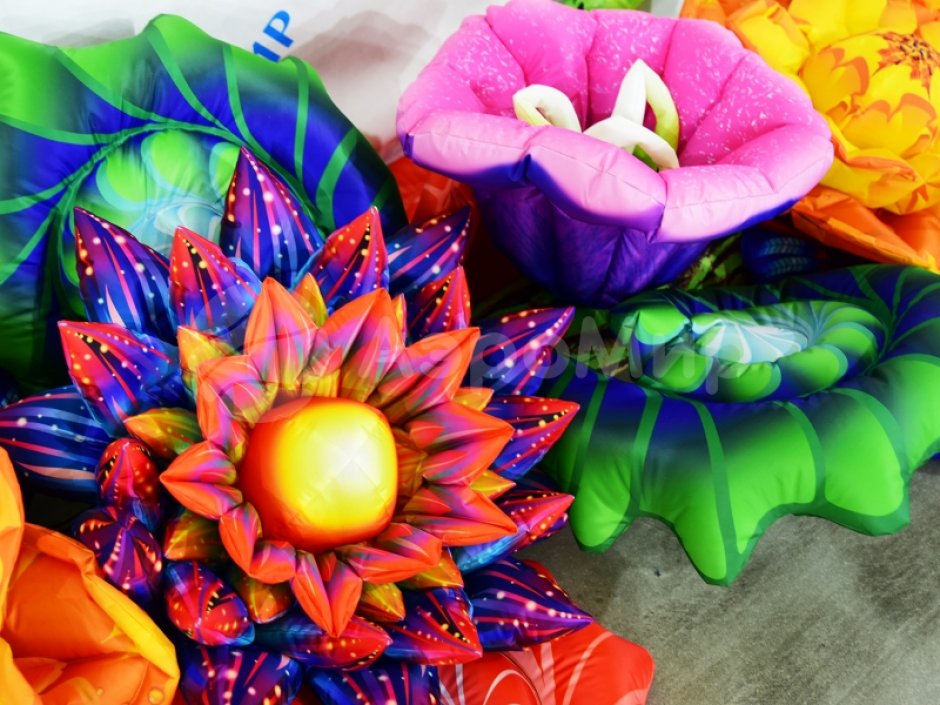 Фэнтези — яркая надувная гирлянда