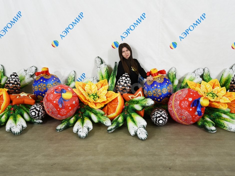 Гирлянда новогодняя — надувная декоративная