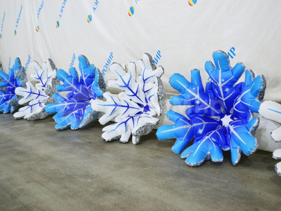 Надувная гирлянда «Снежинки 1»