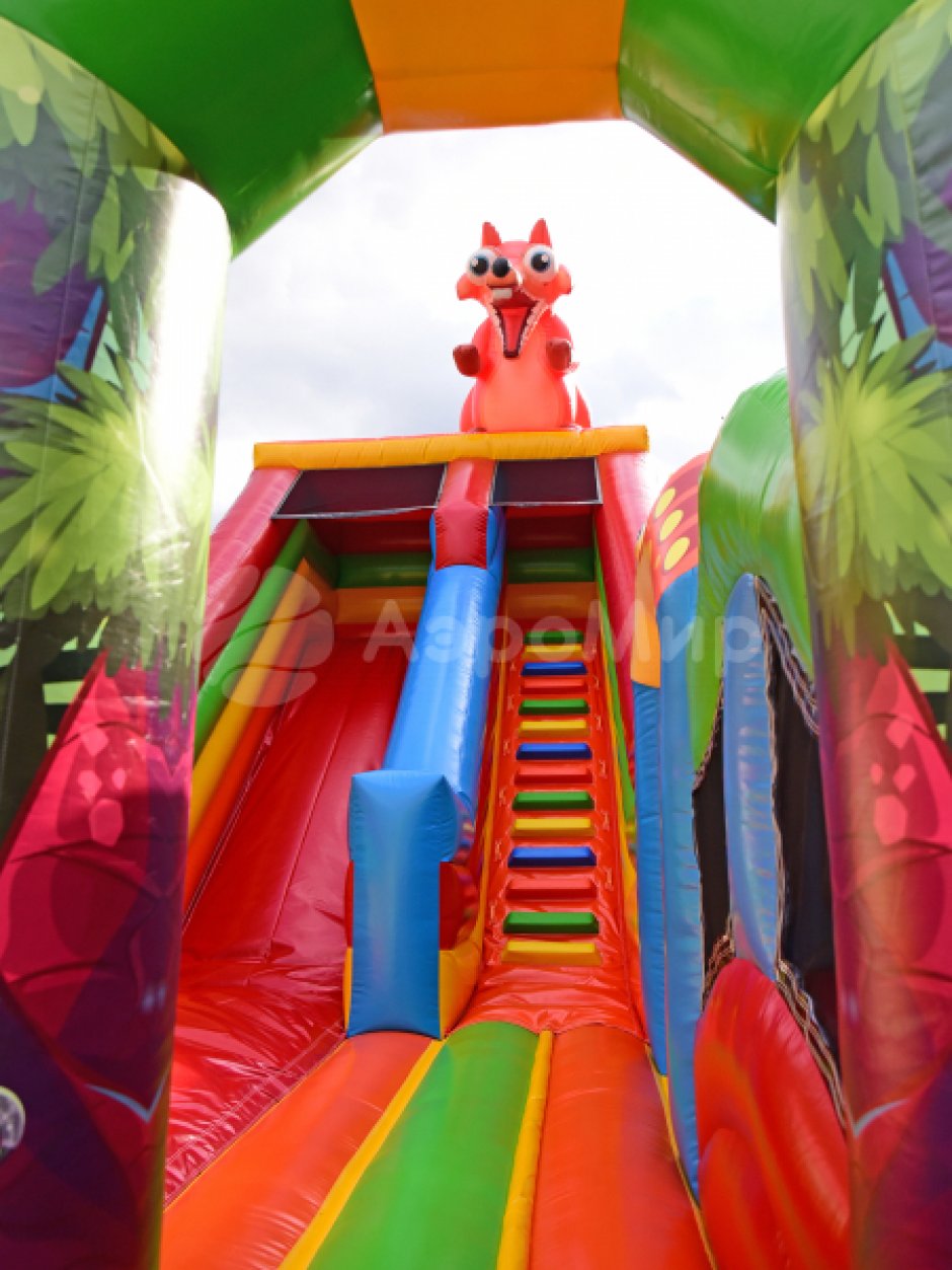 Надувной батут-горка Белка — площадью 40 м²