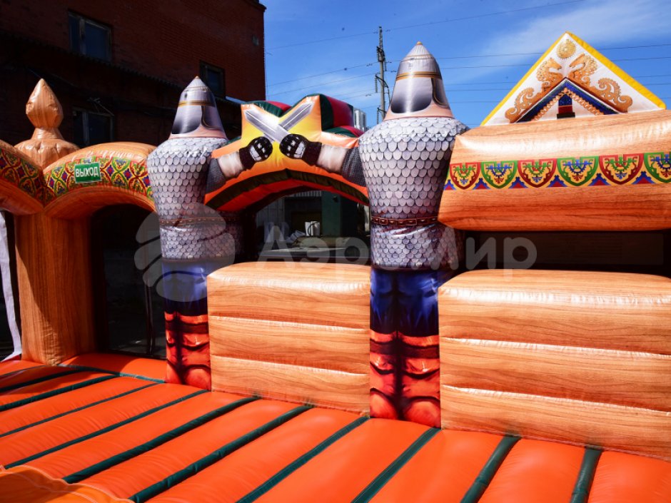 Надувной батут Большой Змей Горыныч — большой авторский батут-горка на 66 м²