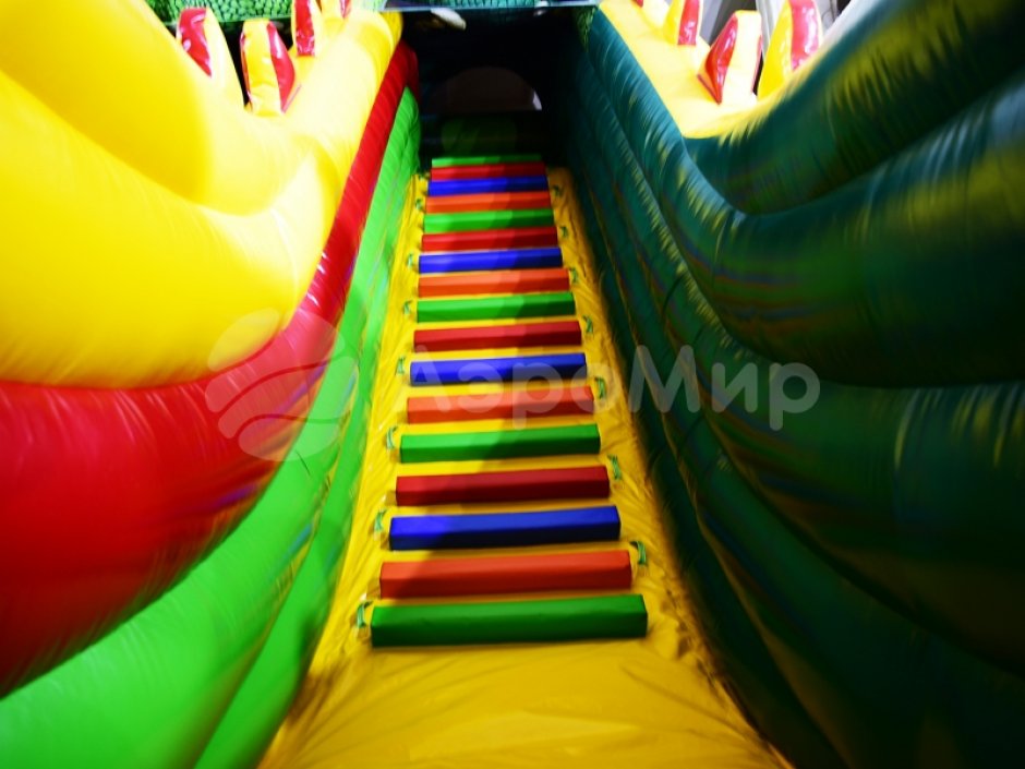 Большой надувной батутный комплекс Змей Горыныч
