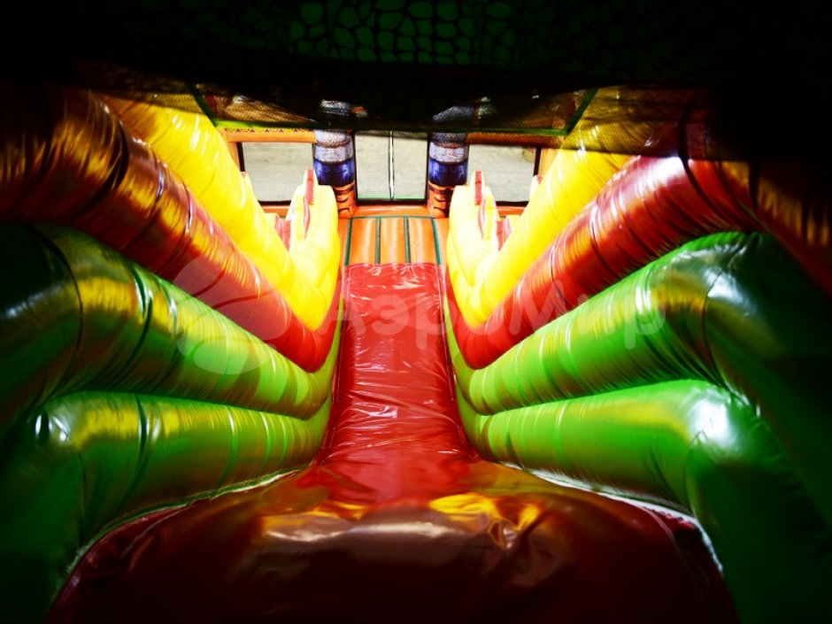 Большой надувной батутный комплекс Змей Горыныч