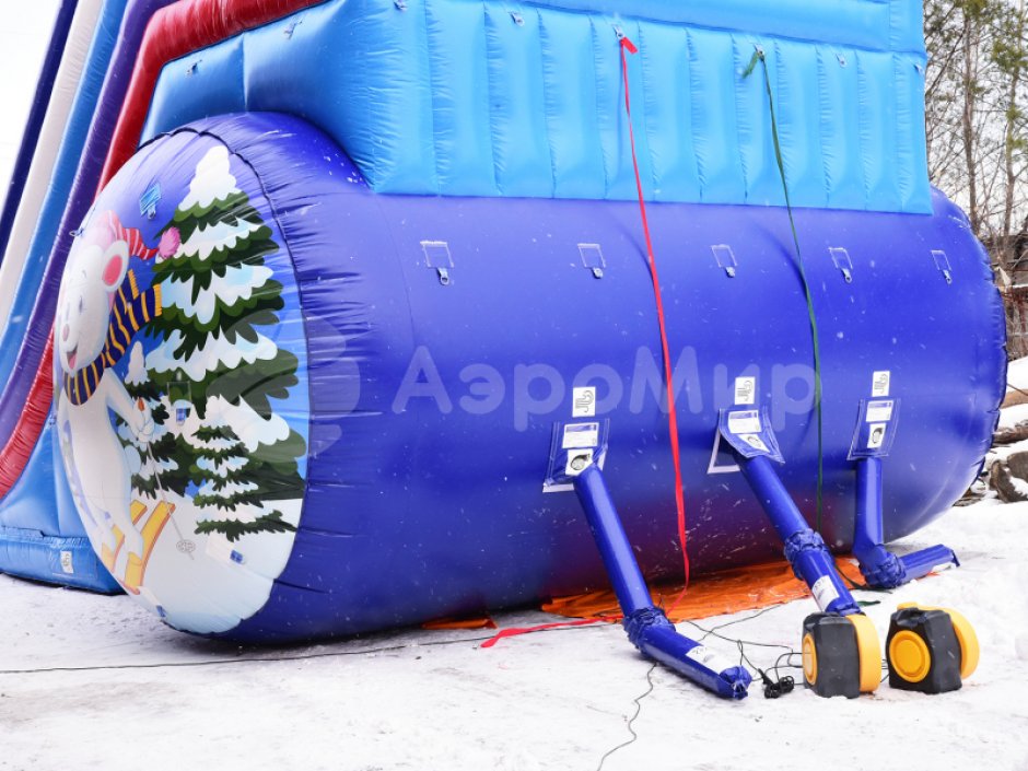 Зимняя горка Снежная — надувной аттракцион для катания