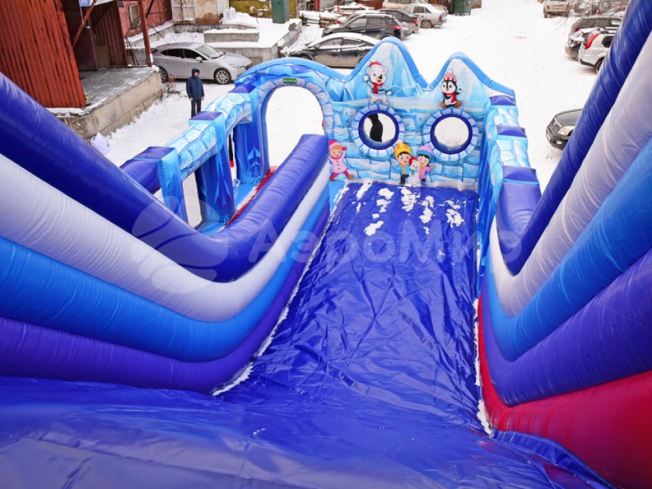 Зимняя горка Снежная — надувной аттракцион для катания