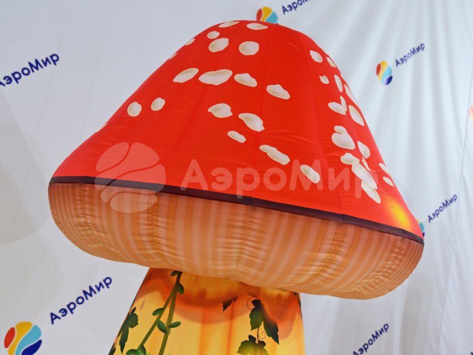 Надувные сказочные грибы — парковые фигуры с подсветкой