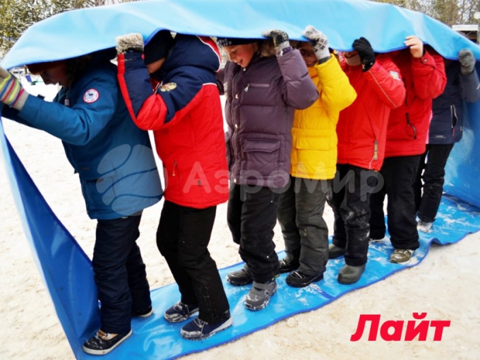 Гусеница — забавный реквизит для эстафет зимой и летом