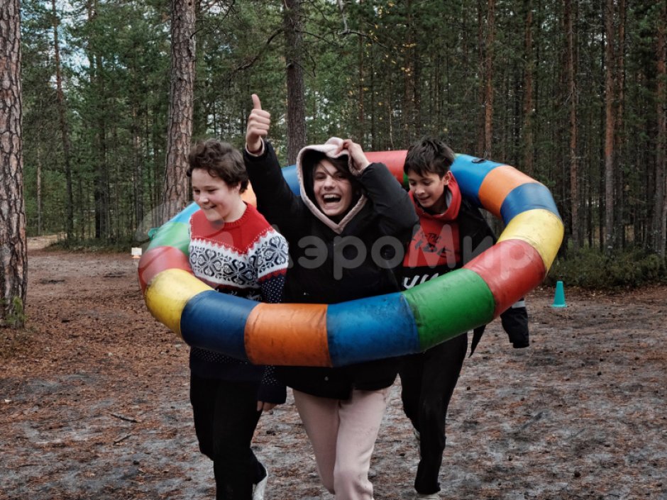 Гигантский обруч — аттракцион для праздников