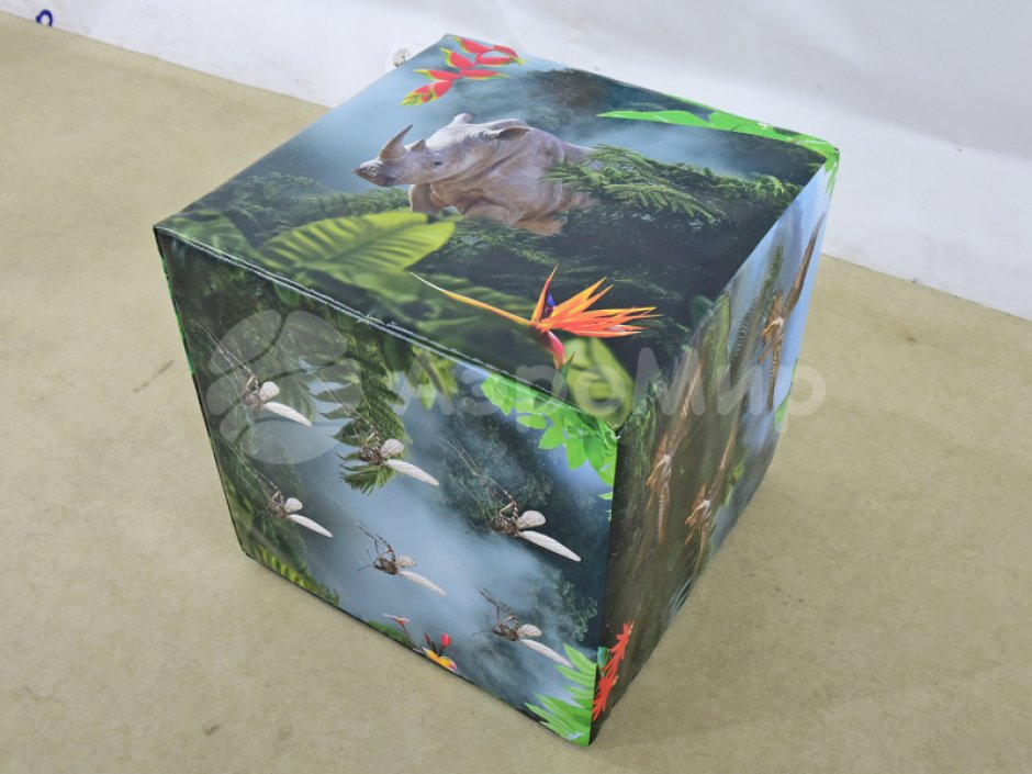 Гигантские кости — большие игральные кубики