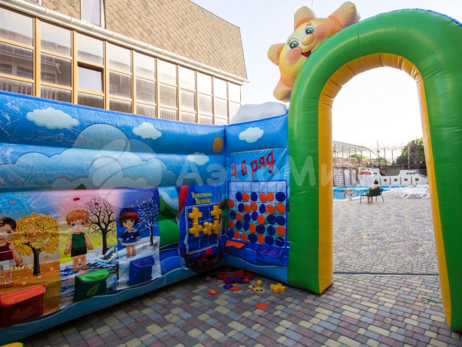 Надувной игровой комплекс «Радуга» — центр развлечения детей для бизнеса