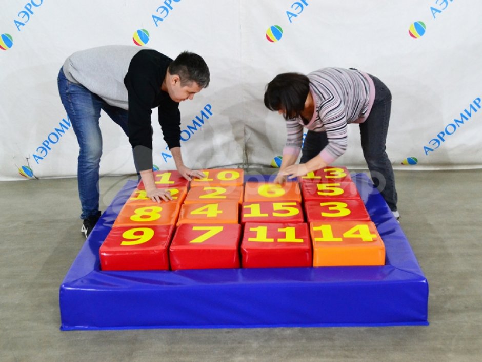 Мягкий игровой набор «Пятнашки»