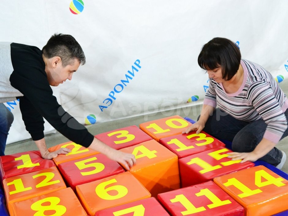 Мягкий игровой набор «Пятнашки»