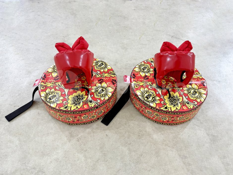 Бой подушками хоохлома