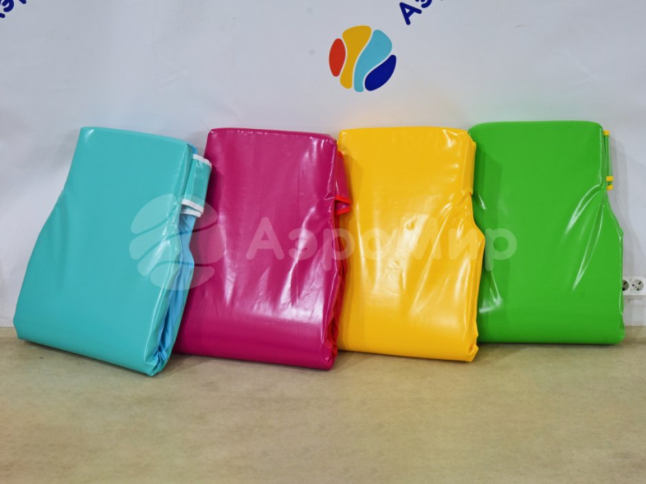 Гигантские памперсы для забегов и забав