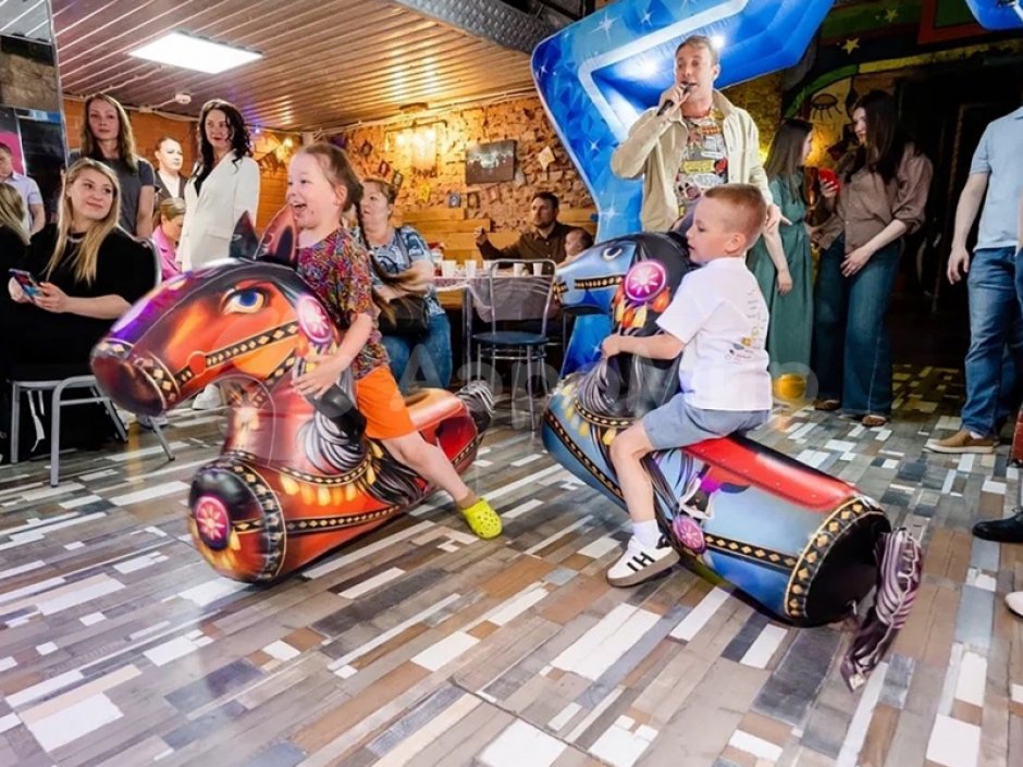 Аттракцион командный Лошадиные скачки, г. Челябинск