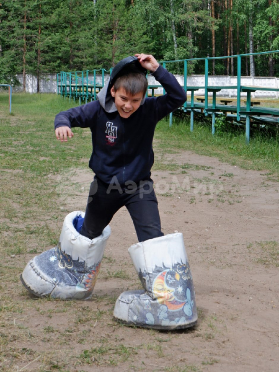 Командный игровой реквизит Гигантские валенки — для эстафет, забегов и игр