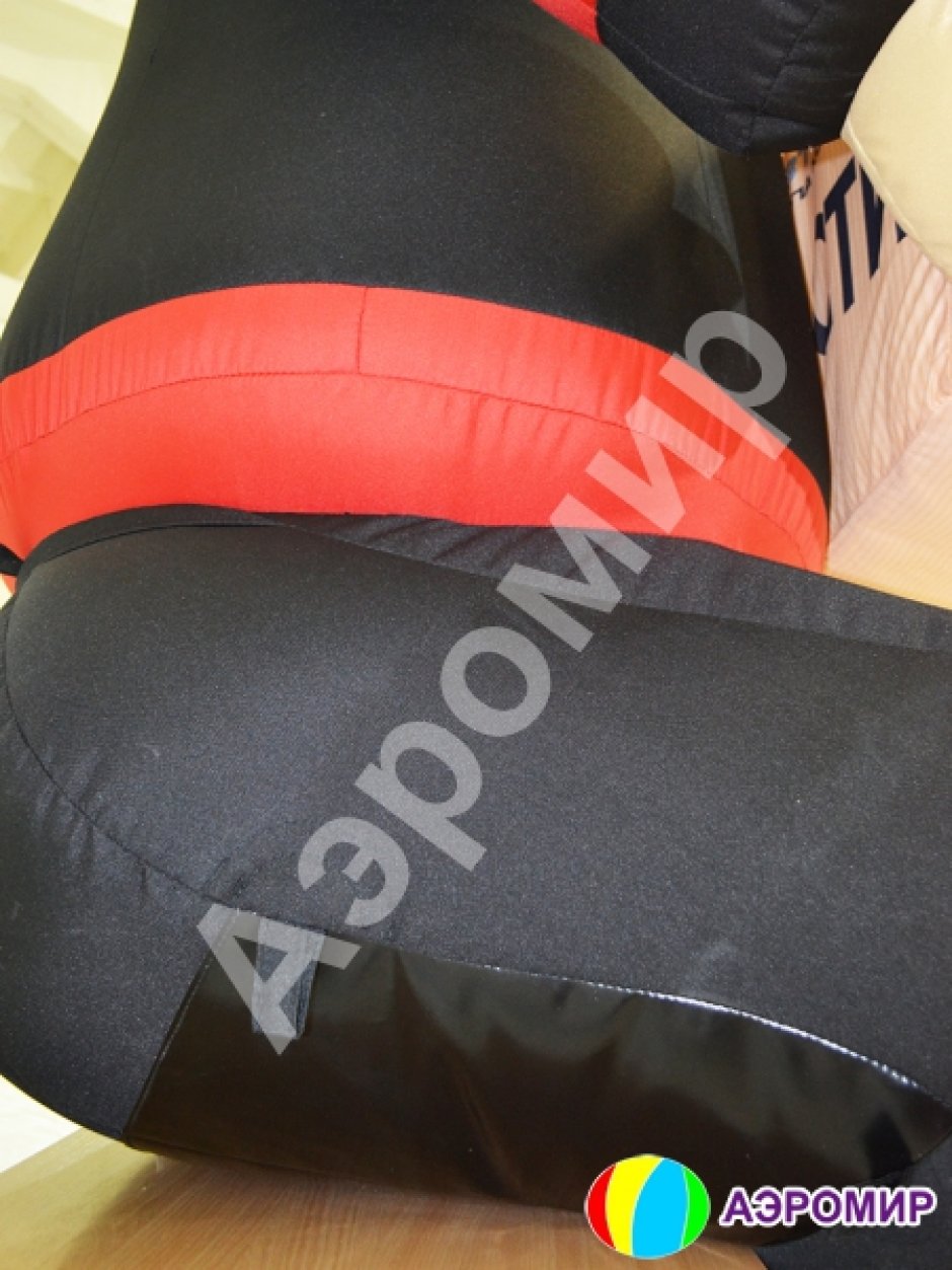 Надувные фигуры на крышу — сидячие фигуры для рекламы на крушу или подиум