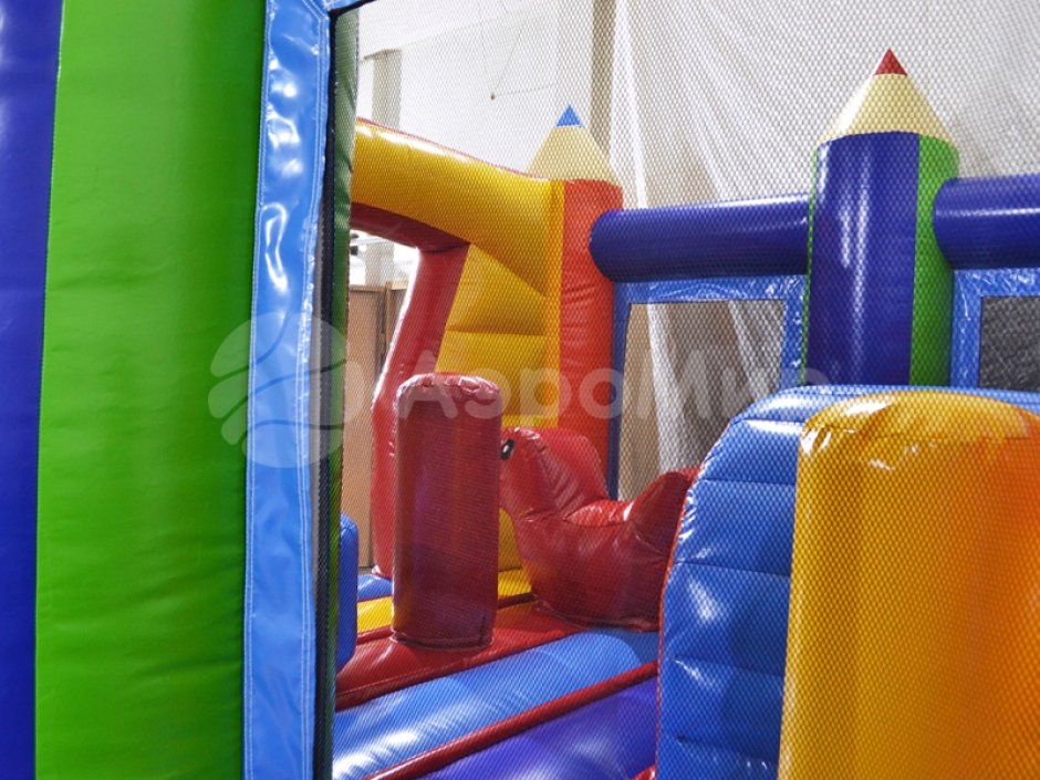 Надувной батут Карандаши — маленький надувной батут на 16 м²