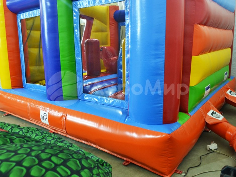 Надувной батут Карандаши — маленький надувной батут на 16 м²