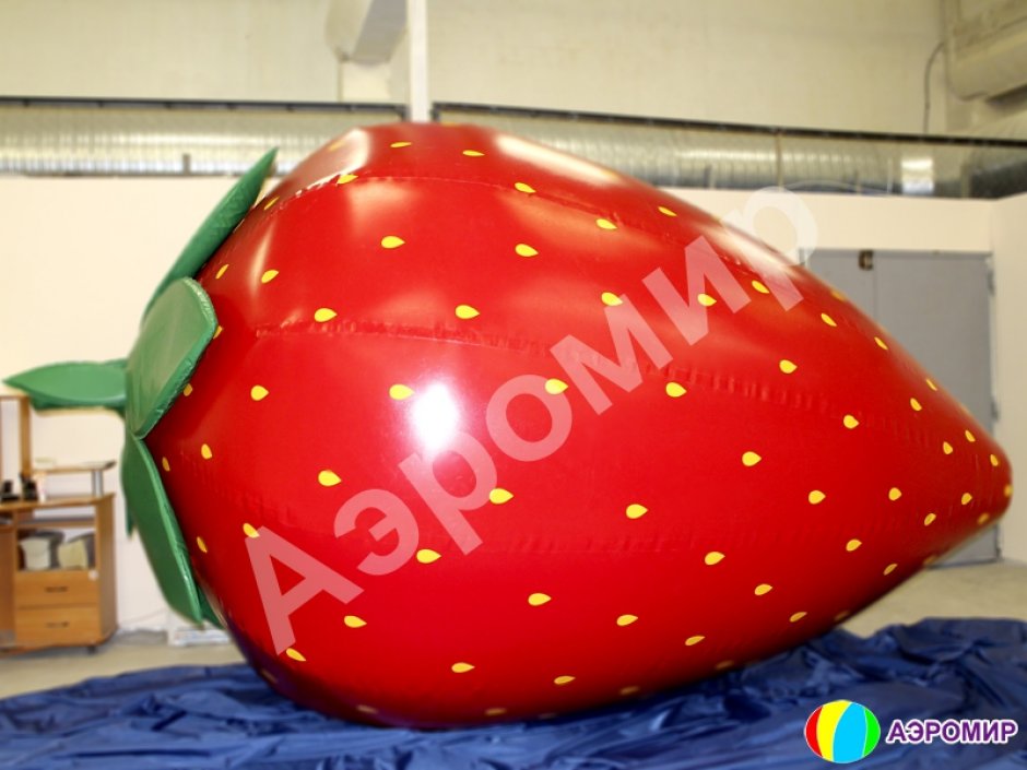Надувные клубника