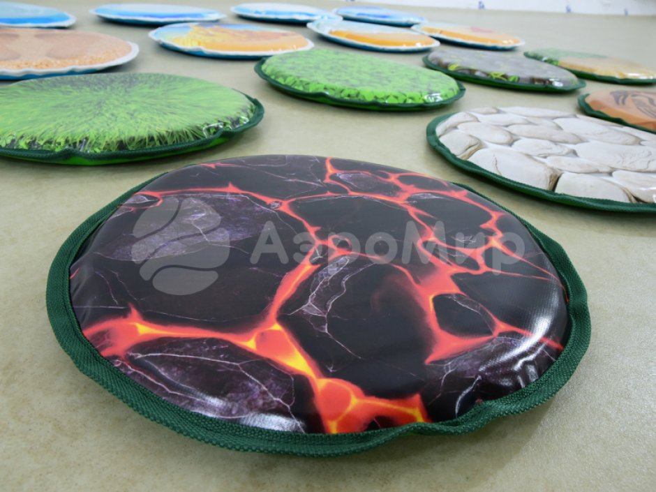 Кочки — командный аттракцион