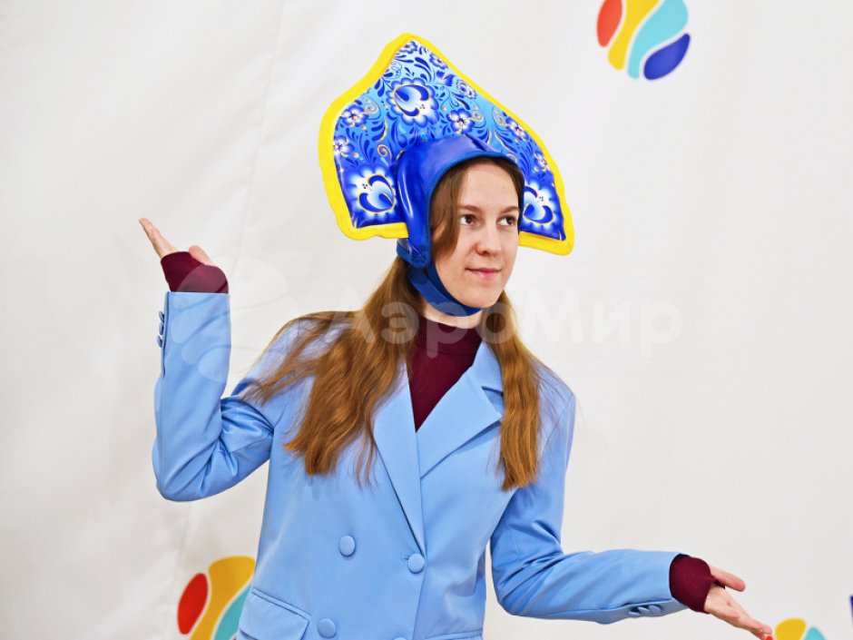 Кокошник игровой гжель