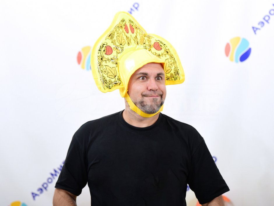 Кокошник — игровой реквизит