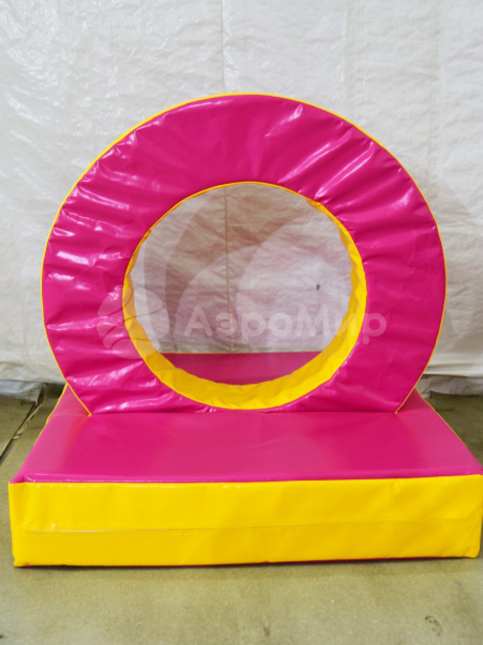 Аттракцион Колечко — элемент спортивной полосы препятствий