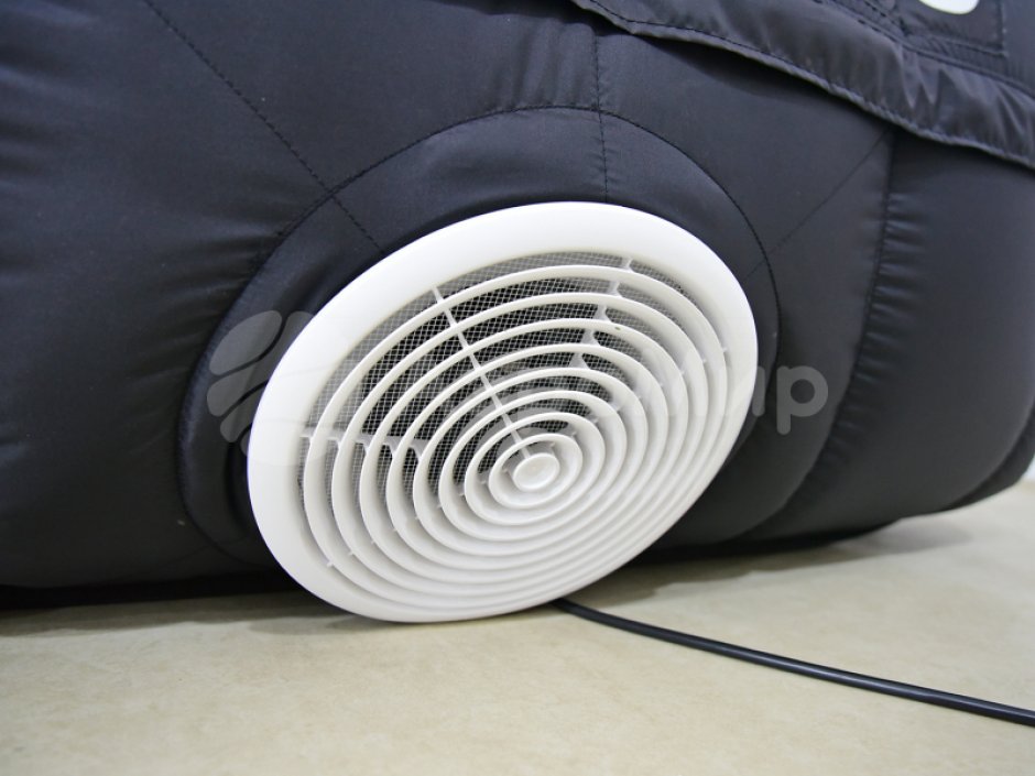 Надувное колесо, шина или диск на опоре