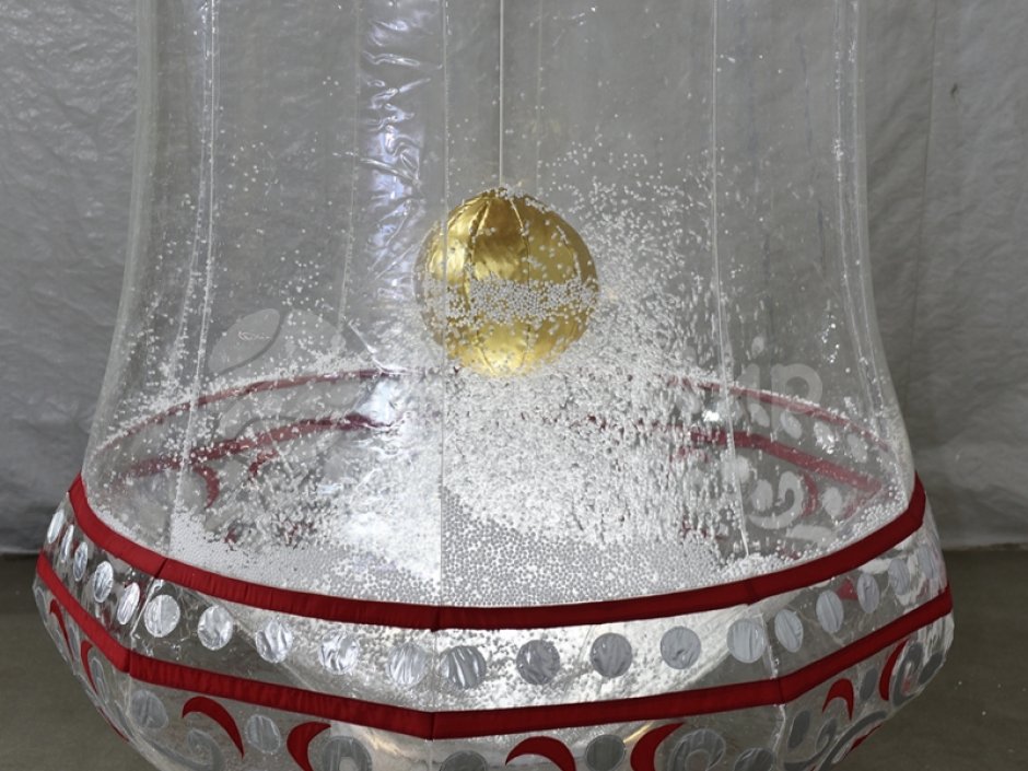 Новогодняя надувная фигура «Колокольчик» с эффектом снега и невероятной подсветкой