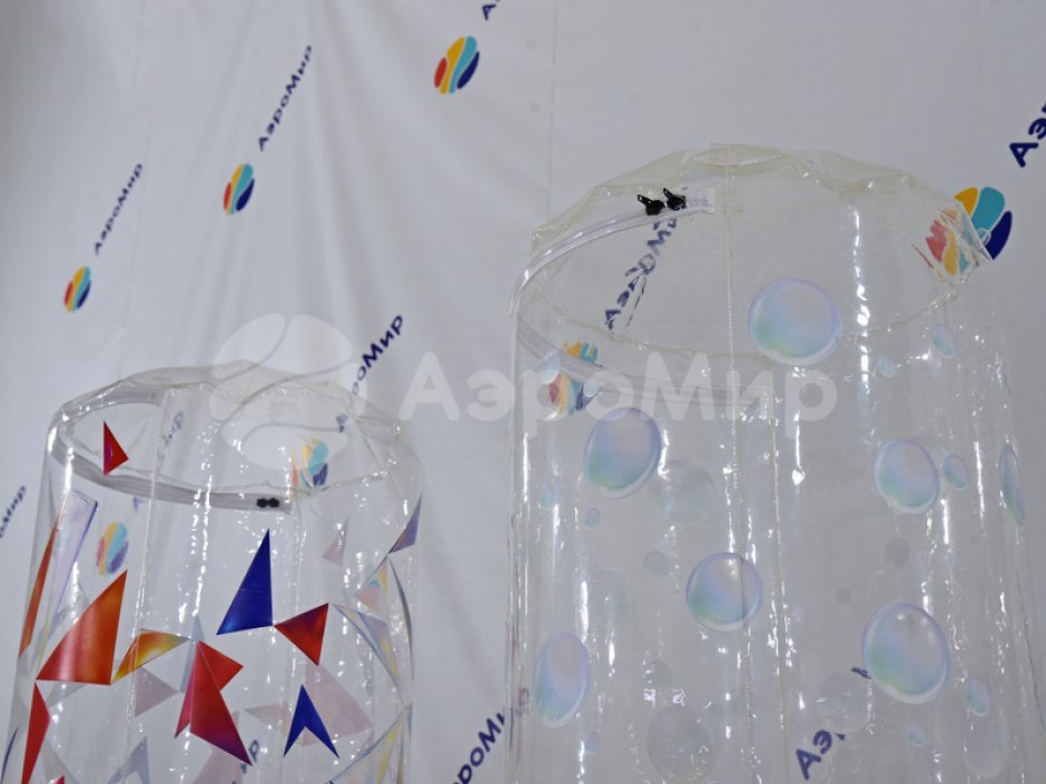 Прозрачная надувная колонна