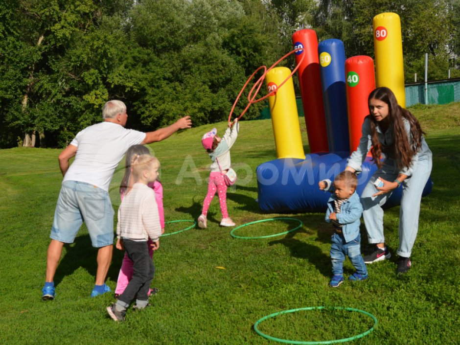 Командный игровой реквизит Надувной кольцеброс Столбики