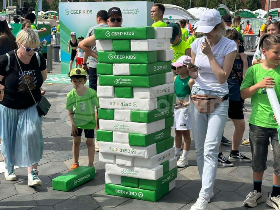 Гигантская дженга — популярная игра формата XXL