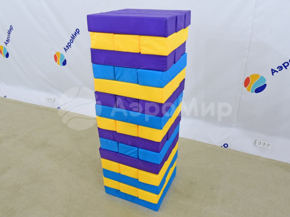 Гигантская дженга — популярная игра формата XXL