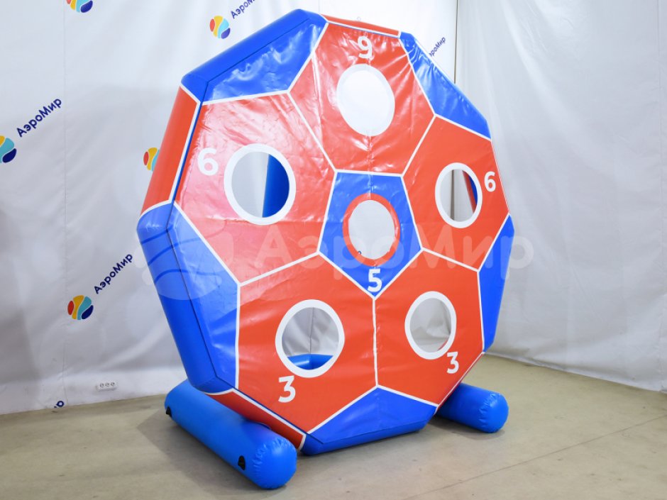 Бей пенальти — игровой футбольный аттракционы на меткость