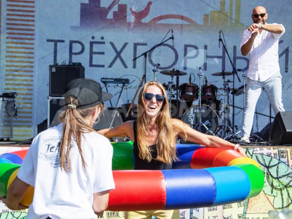 Гигантский обруч для спортивных игр и праздников