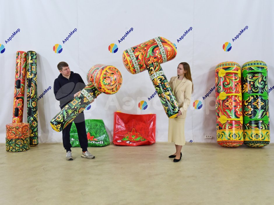 Гигантский молоток для игр на ловкость и скорость