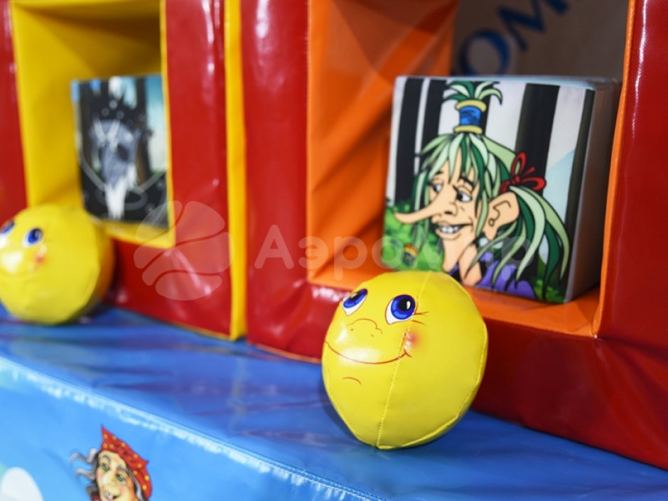 Гигантская Рогатка — большой командный аттракцион на меткость и ловкость