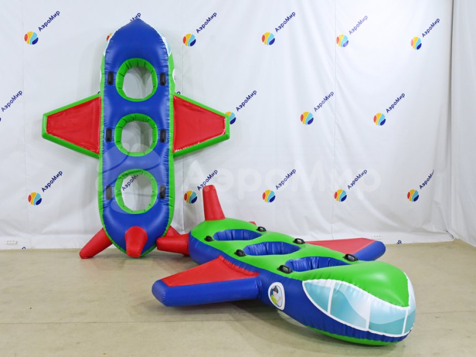 Самолет — игровое оборудование на силу и ловкость