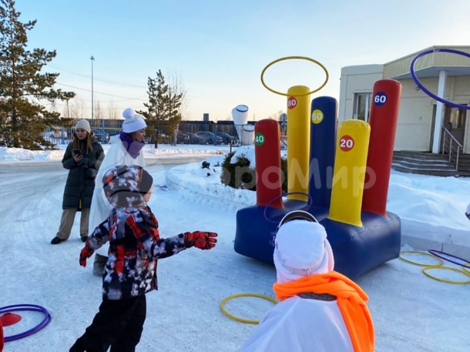 Командный игровой реквизит Надувной кольцеброс Столбики