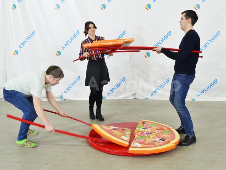 Командный аттракцион Пицца — попробуй донести целой