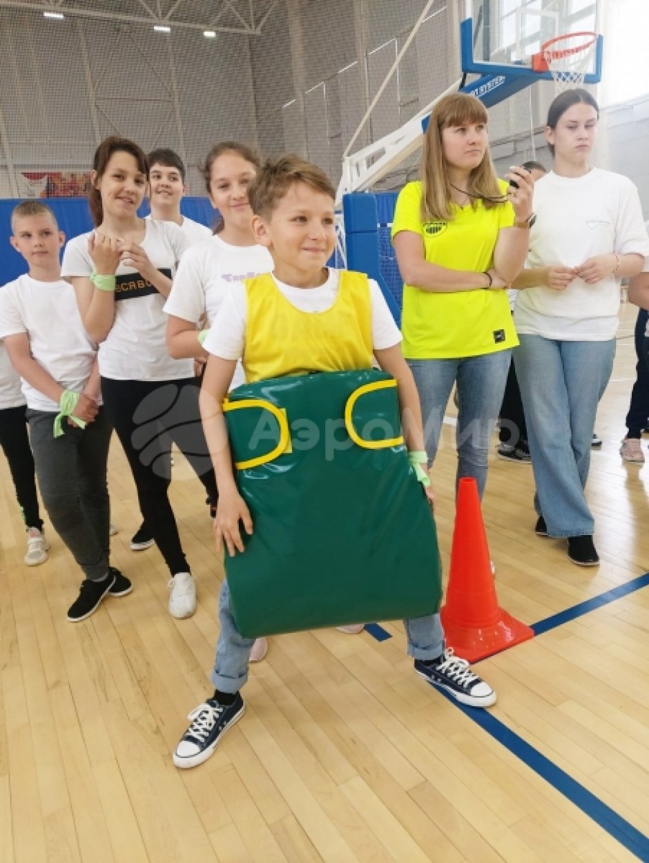 Веселые старты — комплект командных аттракционов для игр и развлечений